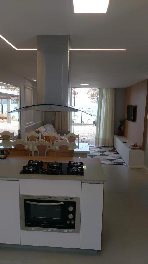 Apartamento Frente Mar Na Baia De بورتو بيلو المظهر الخارجي الصورة