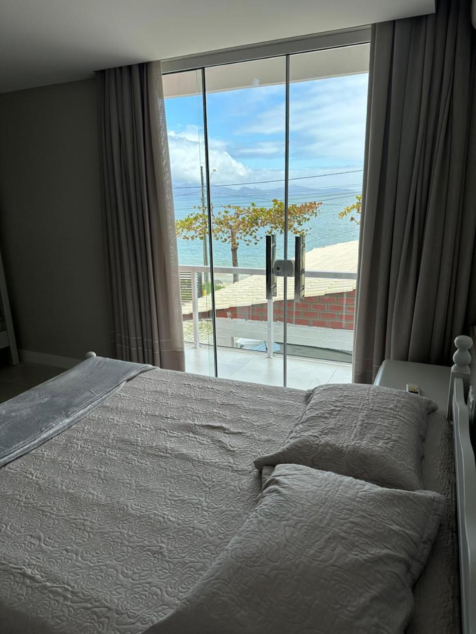 Apartamento Frente Mar Na Baia De بورتو بيلو المظهر الخارجي الصورة