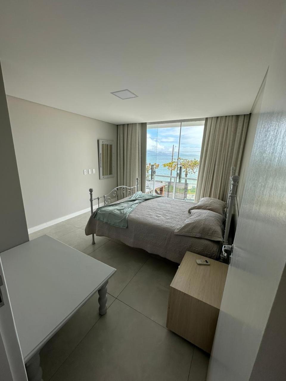 Apartamento Frente Mar Na Baia De بورتو بيلو المظهر الخارجي الصورة